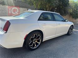 کرایسلەر 300